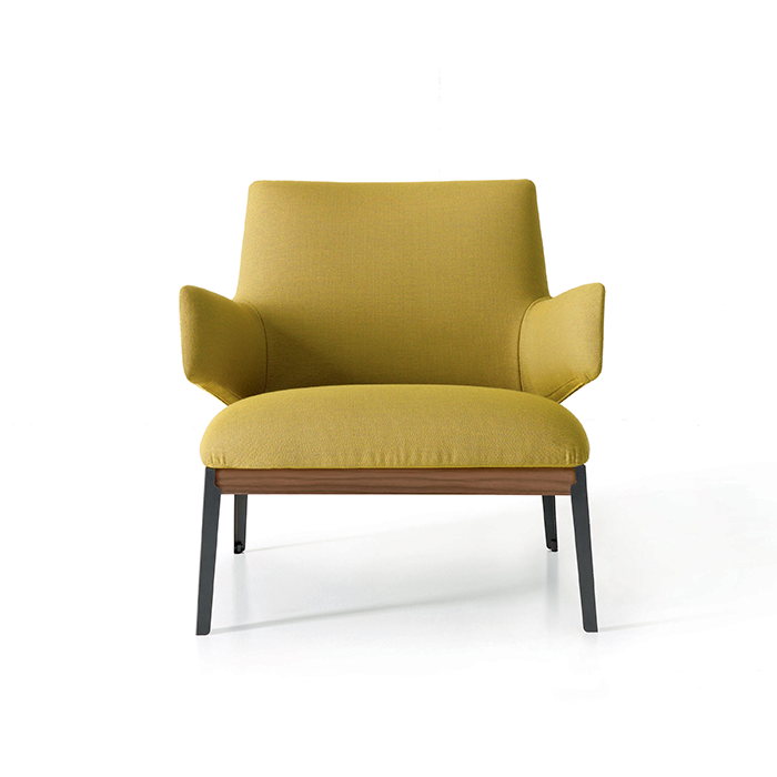 HUG ARMCHAIR