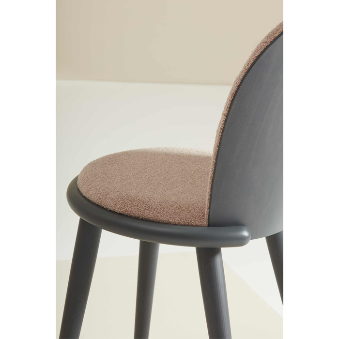 Veretta chair