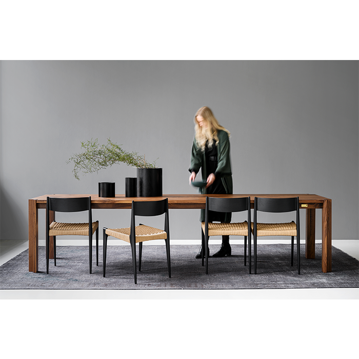 JEPPE UTZON TABLE #1