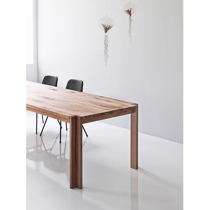 JEPPE UTZON TABLE #1