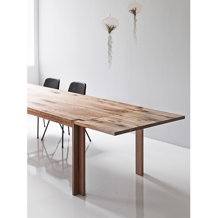 JEPPE UTZON TABLE #1