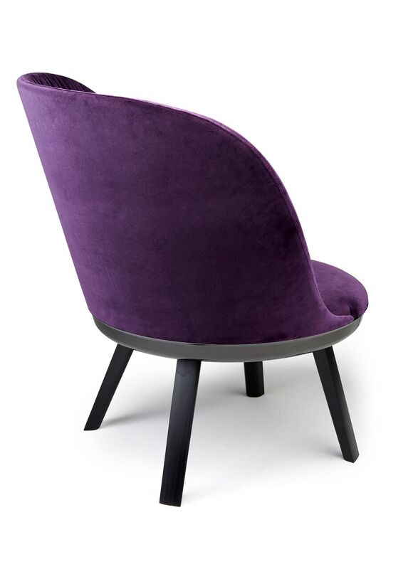 Romy easy chair