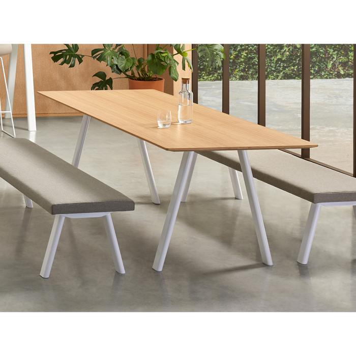 Plania Table