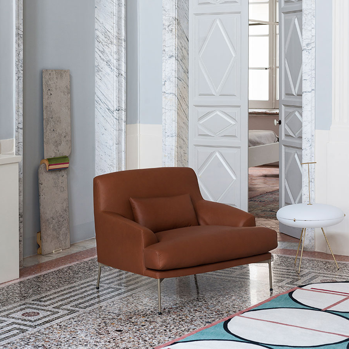 Montevideo armchair